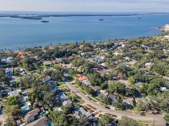 245 GARDEN CIRCLE S, Dunedin, FL 34698