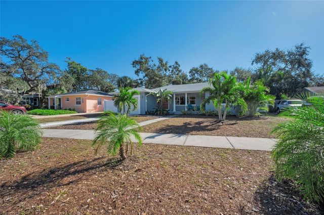 245 GARDEN CIRCLE S, Dunedin, FL 34698
