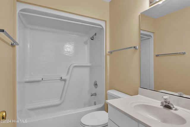 233 Racine Drive Unit 37, Wilmington, NC 28403