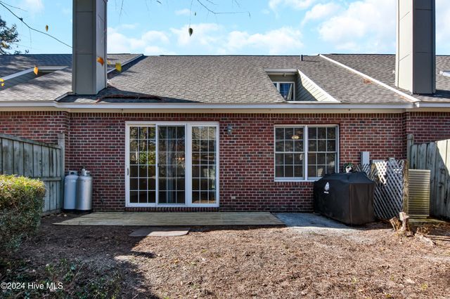 233 Racine Drive Unit 37, Wilmington, NC 28403
