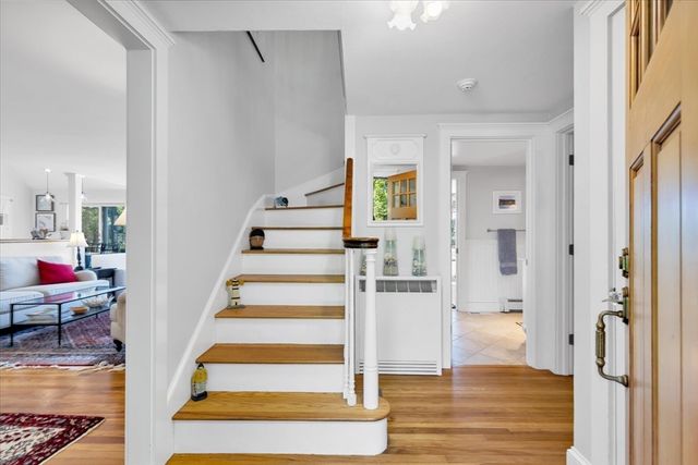 17 Cove Ln, Dennis, MA 02670