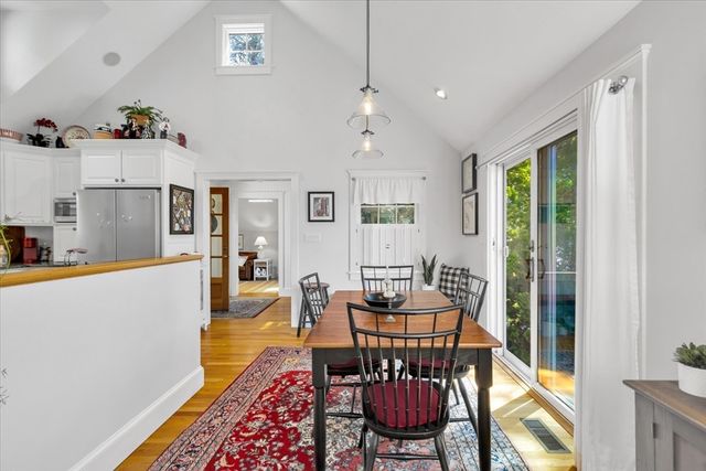 17 Cove Ln, Dennis, MA 02670