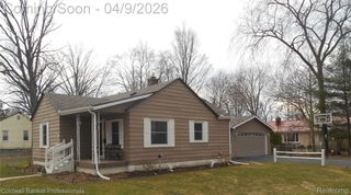1454 Merle Avenue, Burton, MI 48509