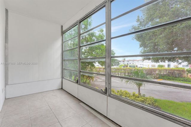 4341 NW 16th St 203, Lauderhill, FL 33313