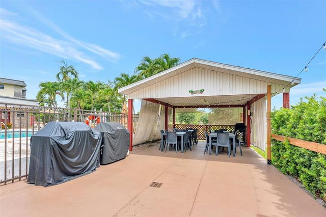 4341 NW 16th St 203, Lauderhill, FL 33313