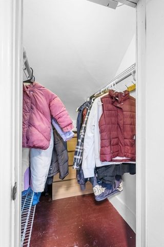 34 Allerton St, Lynn, MA 01904