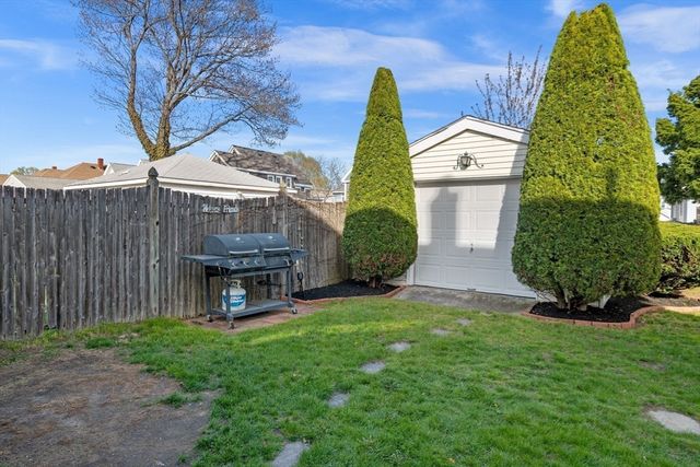 34 Allerton St, Lynn, MA 01904