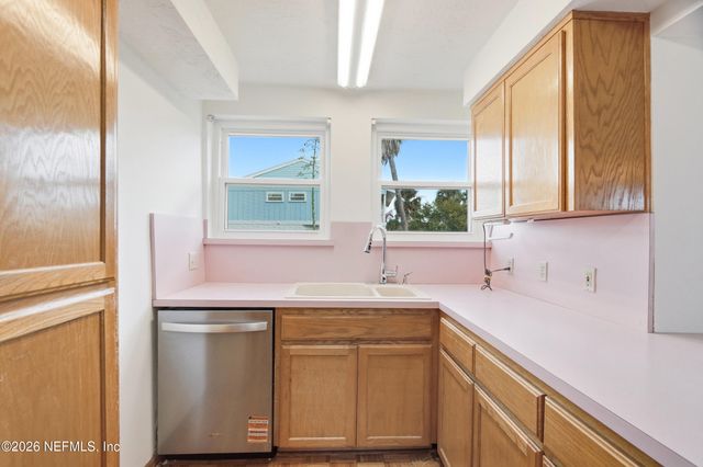1800 1ST Street, Neptune Beach, FL 32266