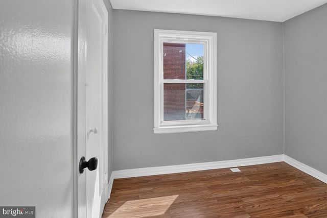 5230 PATRICK HENRY DR, Baltimore, MD 21225