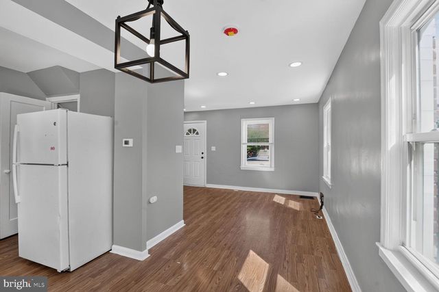 5230 PATRICK HENRY DR, Baltimore, MD 21225