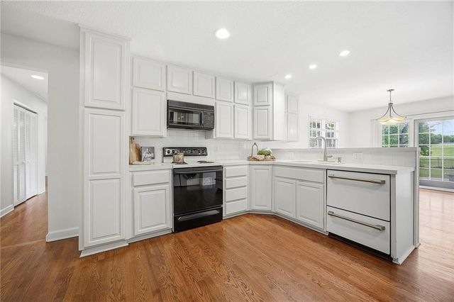 9348 Hardy Drive, Overland Park, KS 66212