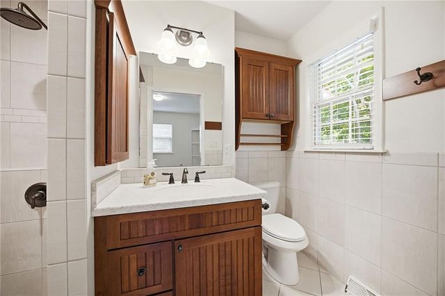9348 Hardy Drive, Overland Park, KS 66212