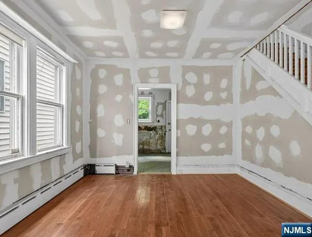 6104 Monitor Place, West New York, NJ 07093