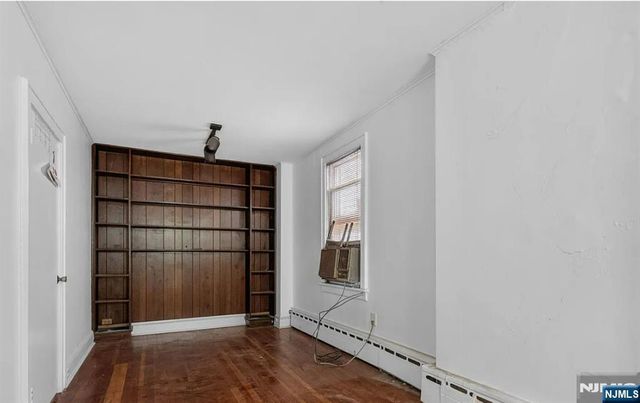 6104 Monitor Place, West New York, NJ 07093