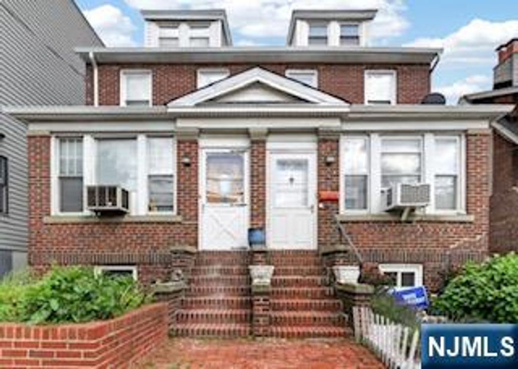 6104 Monitor Place, West New York, NJ 07093