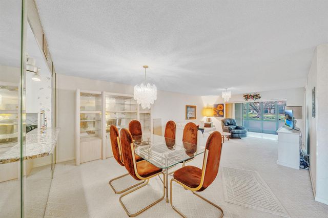 5585 Munsel Lane 102, Boynton Beach, FL 33437