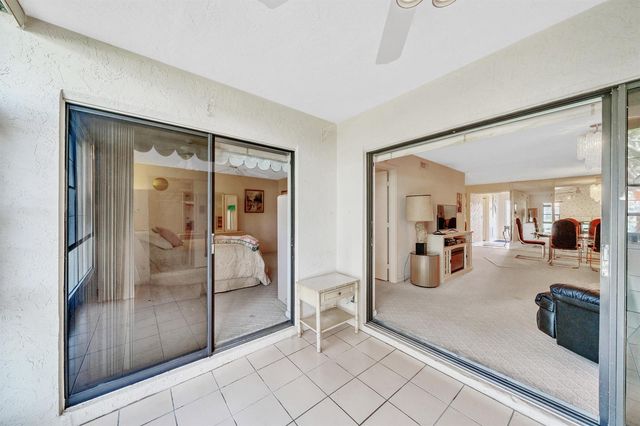 5585 Munsel Lane 102, Boynton Beach, FL 33437