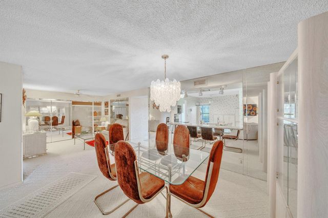 5585 Munsel Lane 102, Boynton Beach, FL 33437