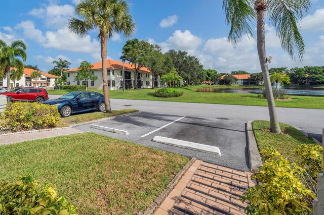 5585 Munsel Lane 102, Boynton Beach, FL 33437