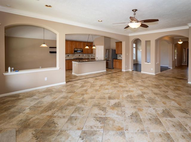 2702 Porto Bianco Lane, League City, TX 77573