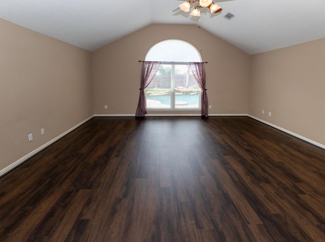 2702 Porto Bianco Lane, League City, TX 77573