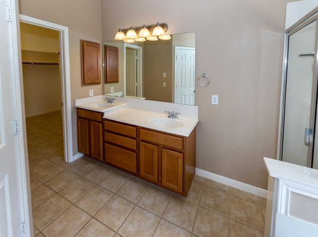 2702 Porto Bianco Lane, League City, TX 77573