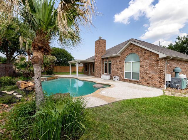 2702 Porto Bianco Lane, League City, TX 77573