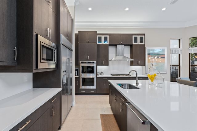 9741 Vitrail Lane, Delray Beach, FL 33446