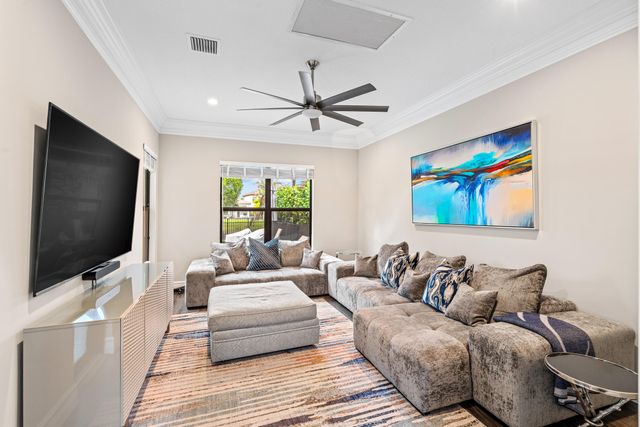 9741 Vitrail Lane, Delray Beach, FL 33446