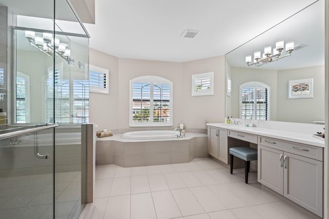 9741 Vitrail Lane, Delray Beach, FL 33446