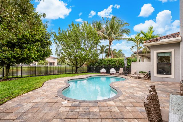 9741 Vitrail Lane, Delray Beach, FL 33446