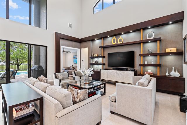 9741 Vitrail Lane, Delray Beach, FL 33446