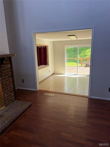 2042 Catlin Drive, Barnhart, MO 63012