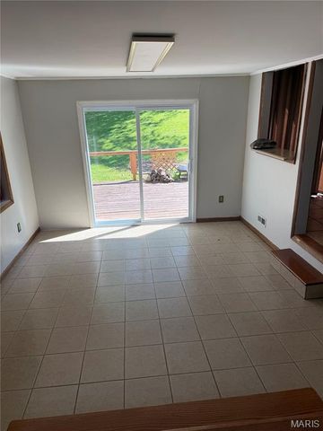 2042 Catlin Drive, Barnhart, MO 63012