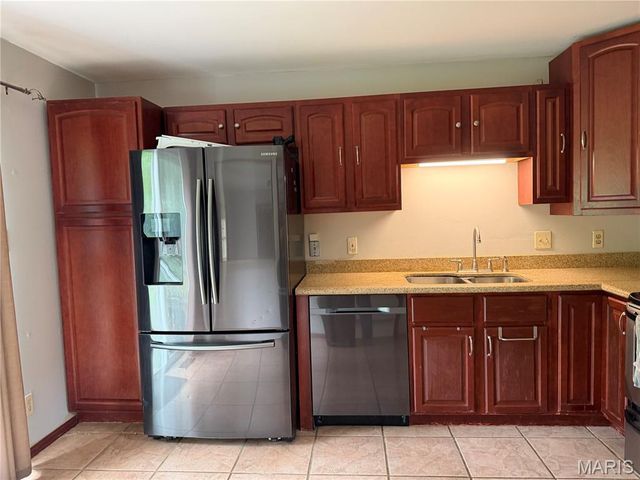 2042 Catlin Drive, Barnhart, MO 63012