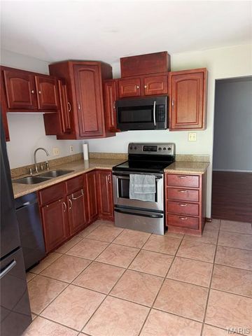 2042 Catlin Drive, Barnhart, MO 63012