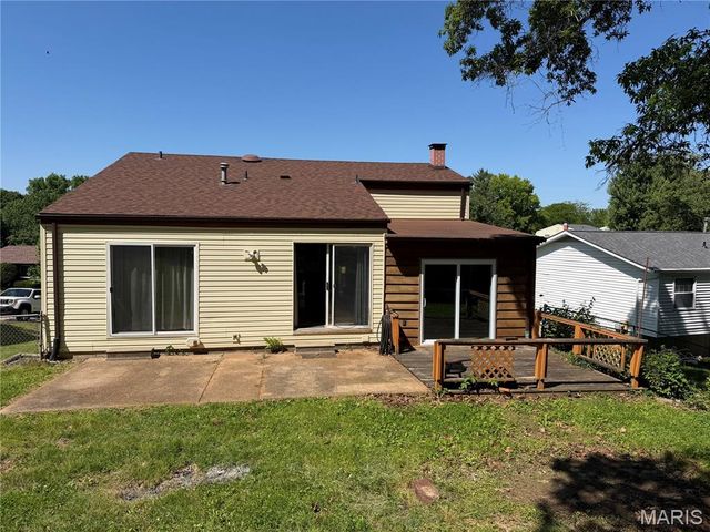 2042 Catlin Drive, Barnhart, MO 63012