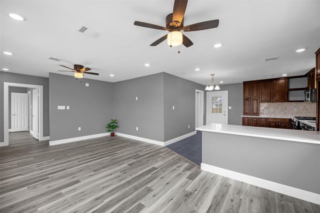 5002 Lelia Street, Houston, TX 77026