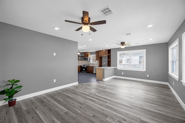 5002 Lelia Street, Houston, TX 77026