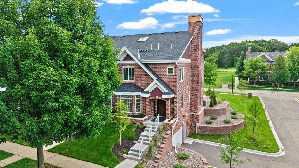 10814 Falling Water Lane B, Woodbury, MN 55129 — exterior