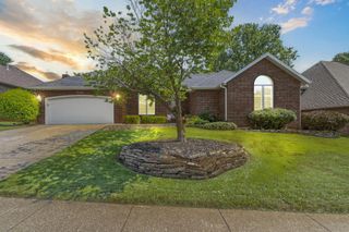 2149 East Richmond Street, Springfield, MO 65804