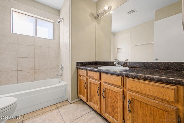 406 E TARO Lane, Phoenix, AZ 85024