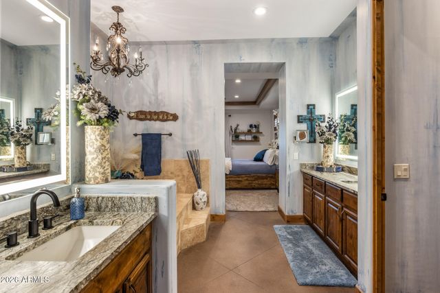 1406 W Joy Ranch Road, Phoenix, AZ 85086