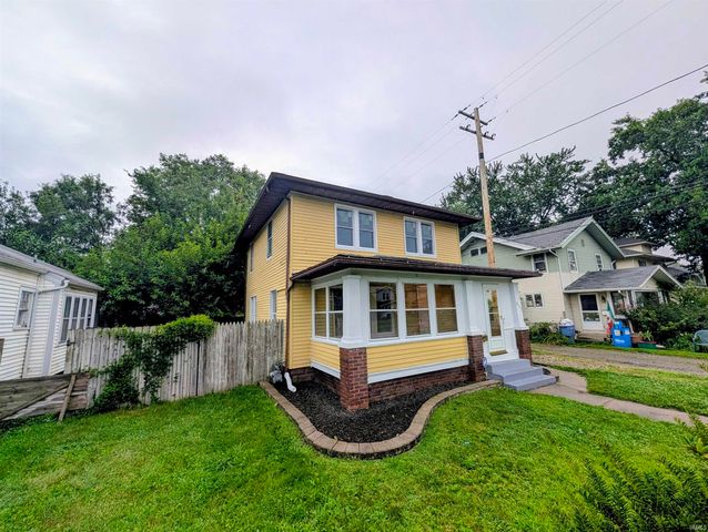 827 E Ewing Avenue, South Bend, IN 46613