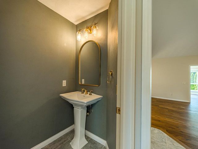 5941 Woods Edge Road, Fitchburg, WI 53711