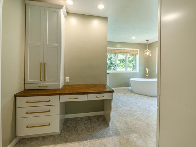 5941 Woods Edge Road, Fitchburg, WI 53711