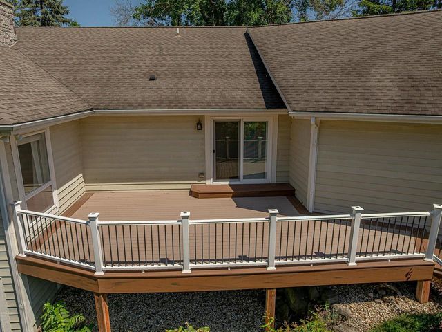 5941 Woods Edge Road, Fitchburg, WI 53711