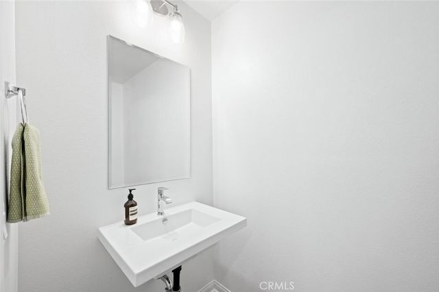 1852 Red Willow, Oceanside, CA 92056