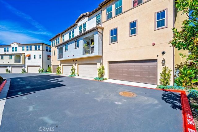 1852 Red Willow, Oceanside, CA 92056