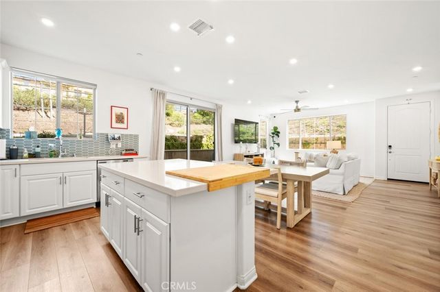 1852 Red Willow, Oceanside, CA 92056